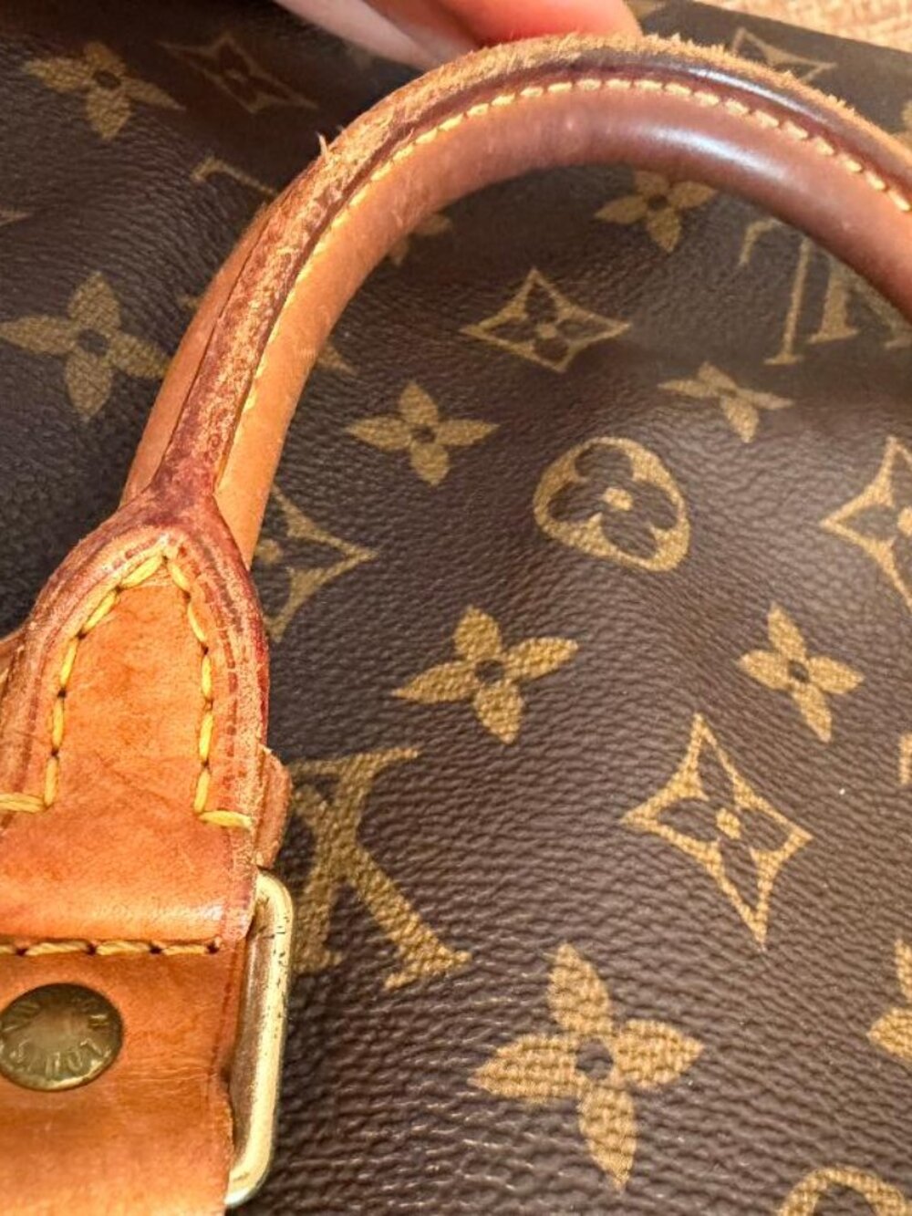 Louis Vuitton Speedy 35 Lock and Key - Picture 6 of 11